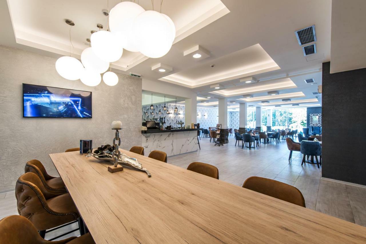 Hotel Fontana Vrnjačka Banja Εξωτερικό φωτογραφία